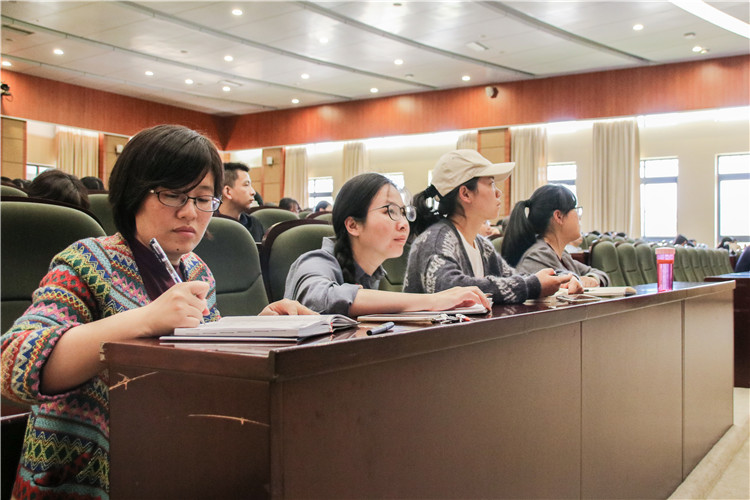 20190417学院教师讲座 老师们认真听讲座 方子君摄-9 (6).jpg