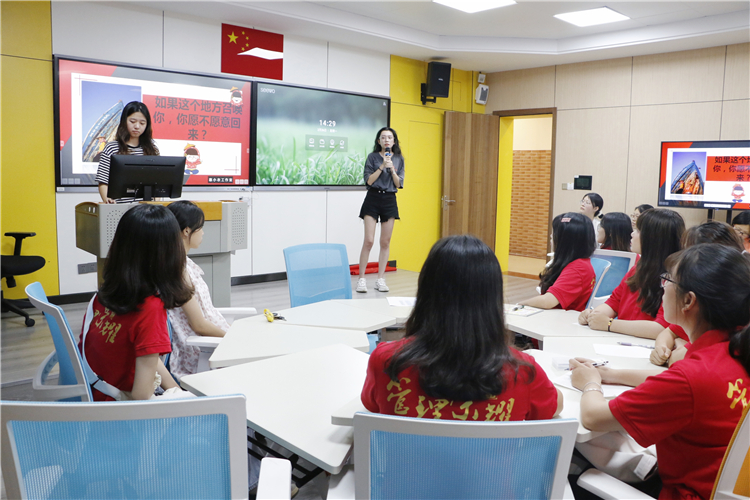 优秀学员讲案例.jpg