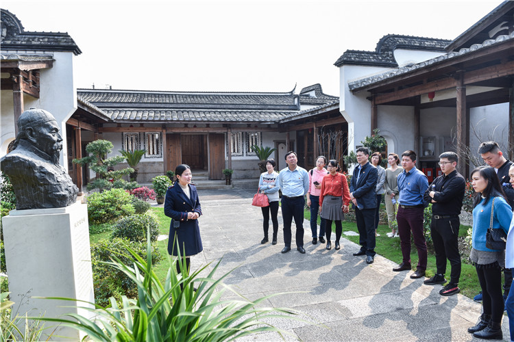 20190327机关直属第一党支部和直属第四党支部联合开展主题党日活动 (2).jpg