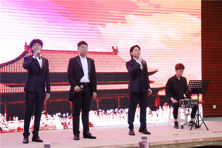 20210606 文化产业系举办主题音乐会献礼建党百年 小组唱《我的中国心》.jpg