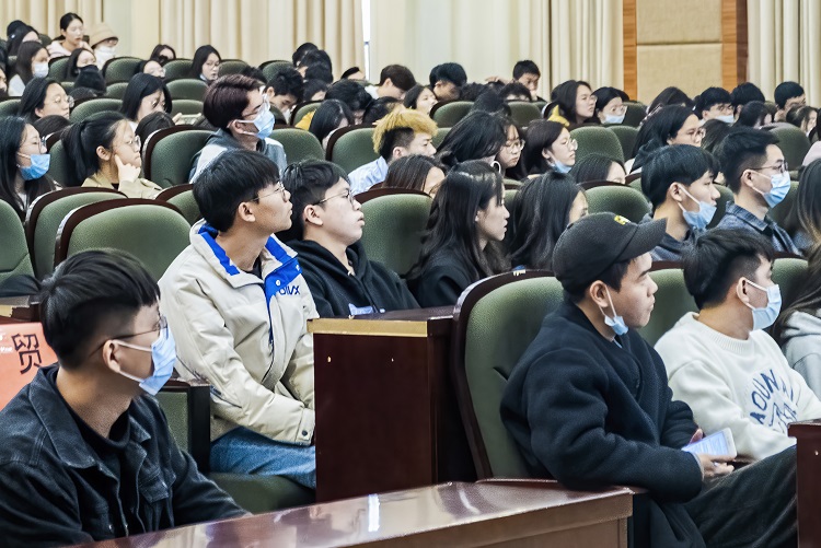 20201231国际商学系举办2021届毕业生产实践暨就业工作动员大会 (1).jpg