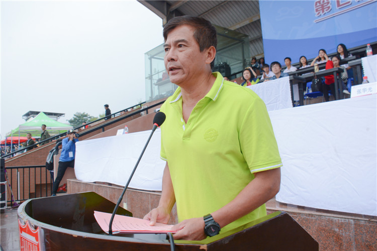 20171111 总裁判长张华光教授发表讲话 陈可涵 (4).JPG