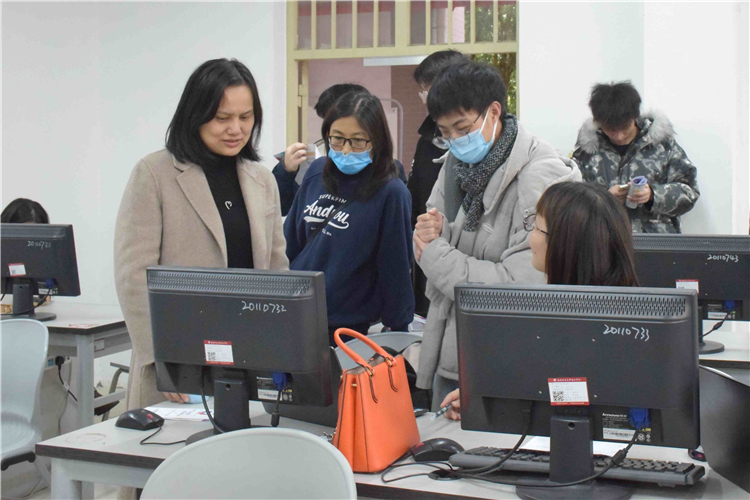 20211223 招聘会 车丽媛拍摄 (23).jpg