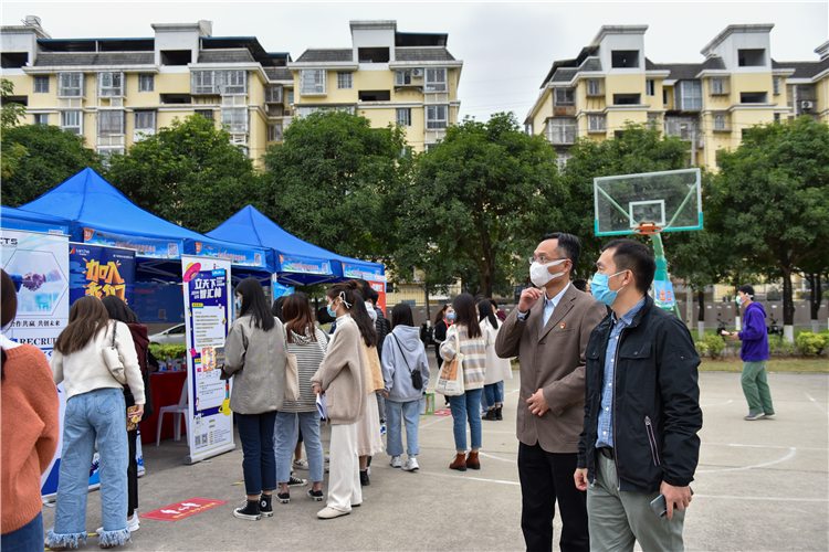 20201209厦门人才导引专场招聘会 刘宝飞-18.jpg