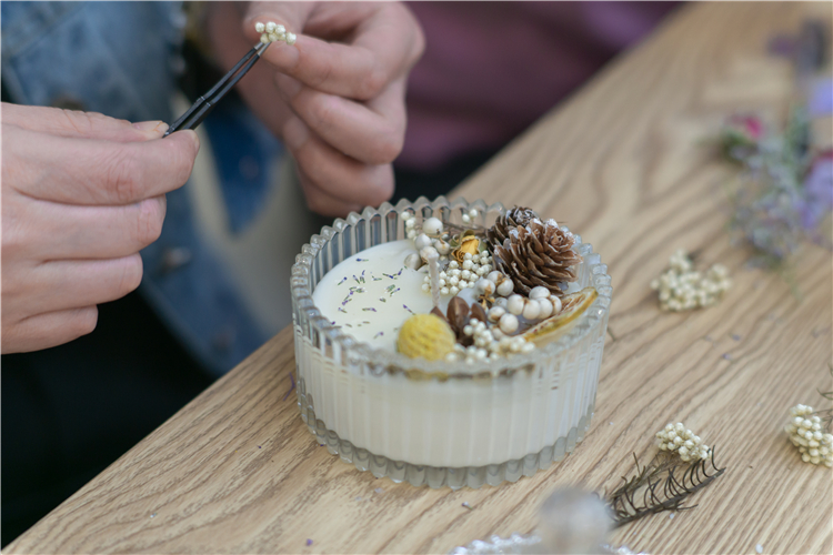 20220311“‘蜡’样芬芳,‘香’约行政”主题活动 作品展示 杨业伟摄 (2).jpg