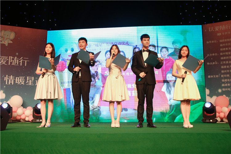 20190331文化产业系学子表演配乐诗朗诵《守护星星的孩子》摄影 曹奥强.jpg