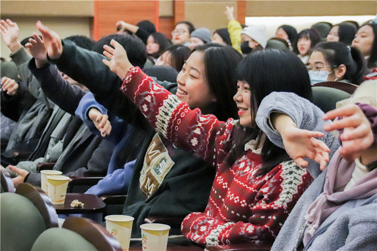 20201219学生记者站15周年站庆活动 气氛图 冯晏平 摄26.jpg