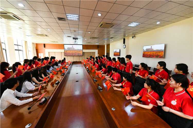 管理学系.jpg