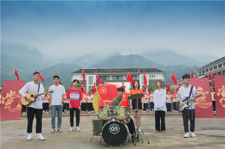 20190427乐队-林展鹏摄.jpg
