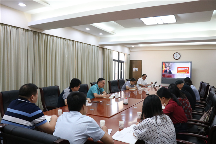20190925院党委开展“不忘初心、牢记使命”主题教育第二专题集中学习研讨 王伟强 (2).JPG