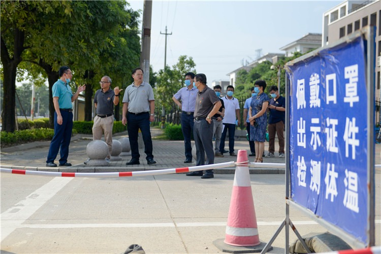20200908迎接第一批学生返校 刘宝飞 (6).jpg