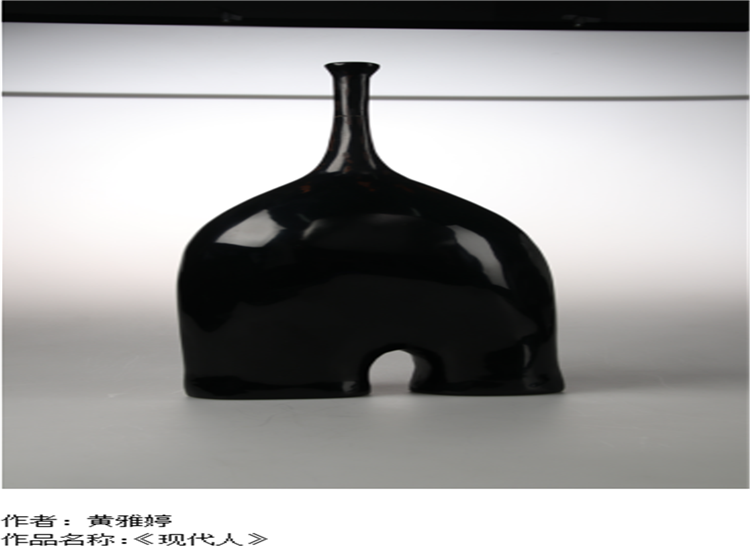 20181227 文化产业系师生作品入选2018福州国际漆艺双年展《现代人》.png