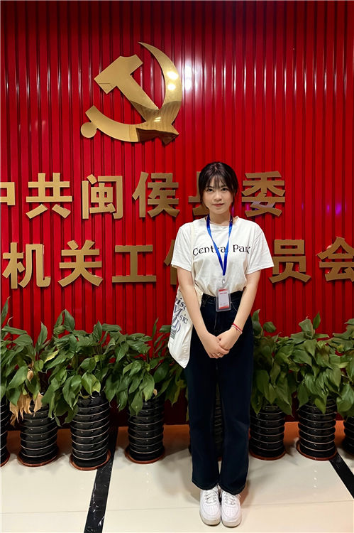 吴婧工作照.jpg