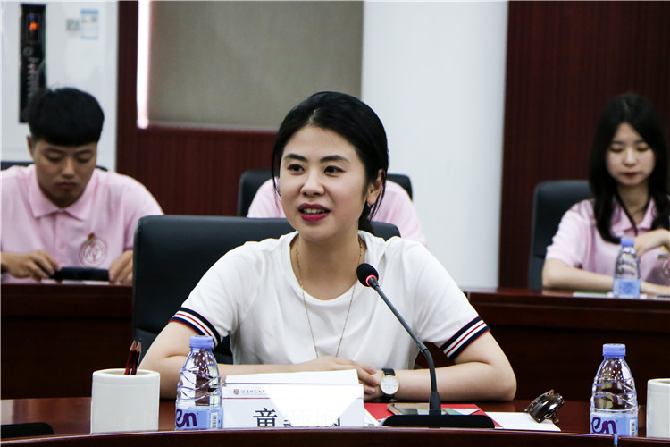 20180704 “百人百村访百生”座谈会童颖娴主任发表讲话 黄佳颖摄 (13).JPG