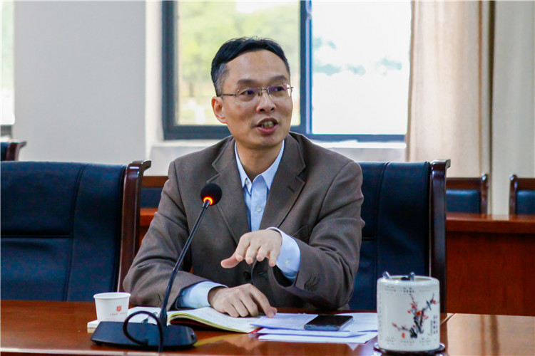 20210108学院召开2020-2021学年第一学期期中教学检查情况反馈会 刘梦卿摄 (2).jpg