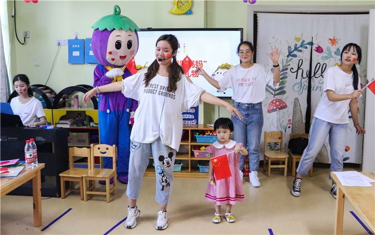 国际商学系学子前往闽江之星幼儿园开展特色活动.jpg