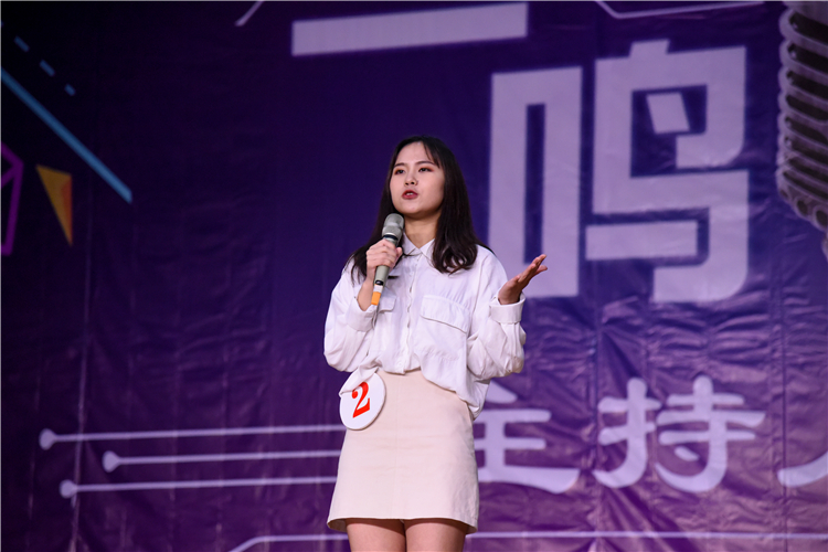 20190413陈贞元摄 最终 经济与法学系2017级学子张琪瑶获得本次比赛冠军.jpg